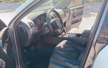 Volkswagen Touareg III, 2008 год, 750 000 рублей, 13 фотография