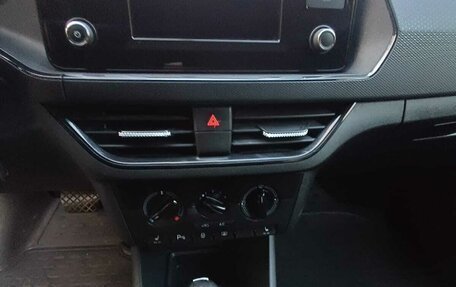 Volkswagen Polo VI (EU Market), 2021 год, 1 190 000 рублей, 12 фотография