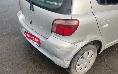 Toyota Yaris I рестайлинг, 2001 год, 280 000 рублей, 2 фотография
