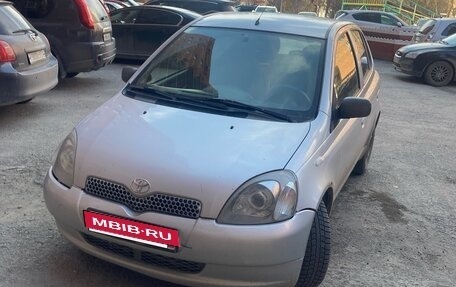 Toyota Yaris I рестайлинг, 2001 год, 280 000 рублей, 3 фотография
