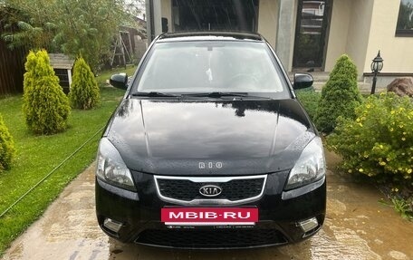 KIA Rio II, 2010 год, 600 000 рублей, 2 фотография