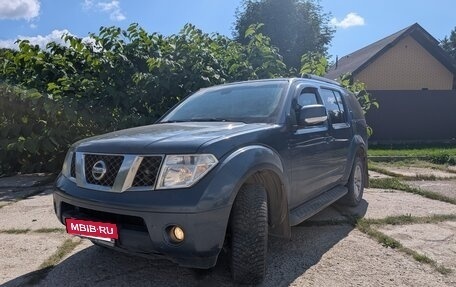 Nissan Pathfinder, 2007 год, 1 000 000 рублей, 2 фотография