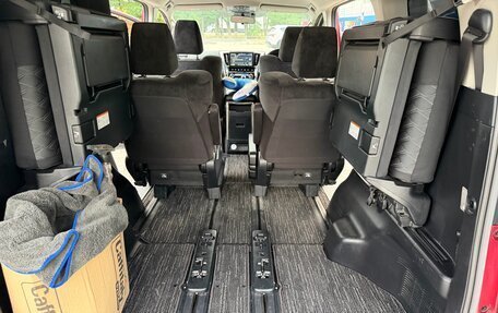 Toyota Alphard III, 2019 год, 4 500 000 рублей, 15 фотография