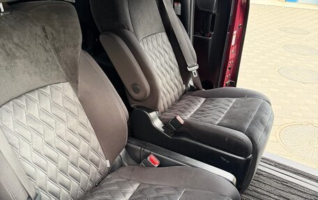 Toyota Alphard III, 2019 год, 4 500 000 рублей, 13 фотография