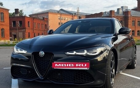 Alfa Romeo Giulia II, 2022 год, 3 700 000 рублей, 3 фотография