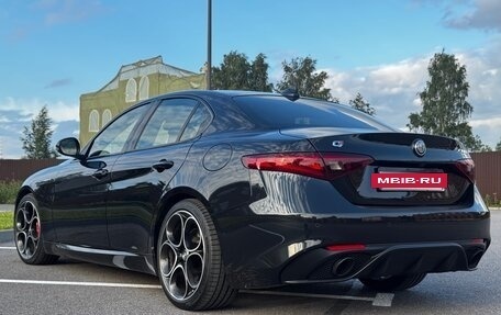 Alfa Romeo Giulia II, 2022 год, 3 700 000 рублей, 5 фотография