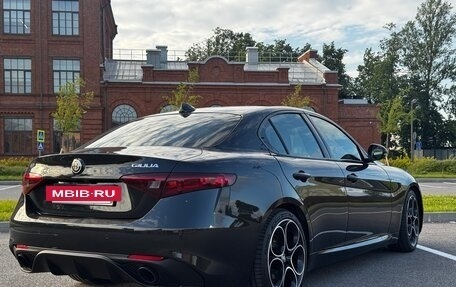 Alfa Romeo Giulia II, 2022 год, 3 700 000 рублей, 7 фотография
