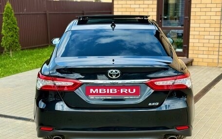 Toyota Camry, 2023 год, 3 375 000 рублей, 9 фотография