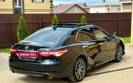 Toyota Camry, 2023 год, 3 375 000 рублей, 10 фотография