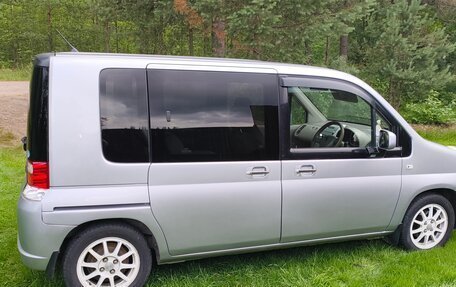 Honda Mobilio I, 2005 год, 690 000 рублей, 5 фотография