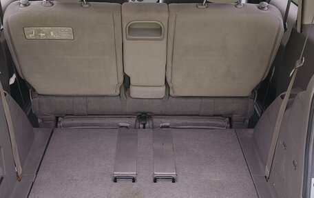 Honda Mobilio I, 2005 год, 690 000 рублей, 13 фотография