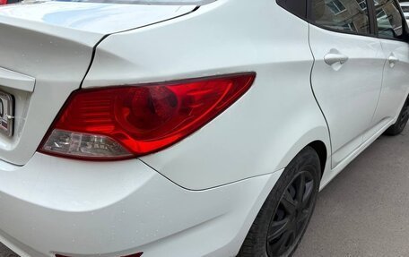 Hyundai Solaris II рестайлинг, 2013 год, 600 000 рублей, 3 фотография