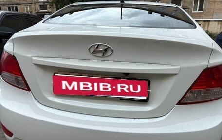 Hyundai Solaris II рестайлинг, 2013 год, 600 000 рублей, 2 фотография