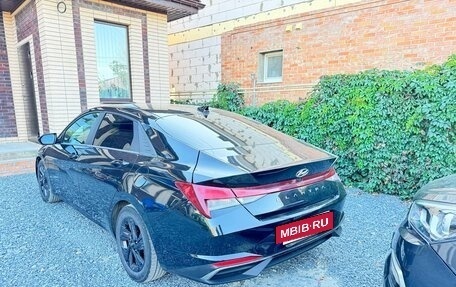 Hyundai Elantra, 2022 год, 2 100 000 рублей, 5 фотография
