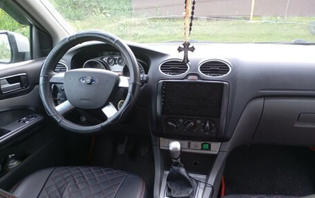 Ford Focus II рестайлинг, 2010 год, 380 000 рублей, 4 фотография