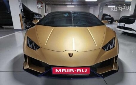 Lamborghini Huracán, 2023 год, 30 500 000 рублей, 2 фотография