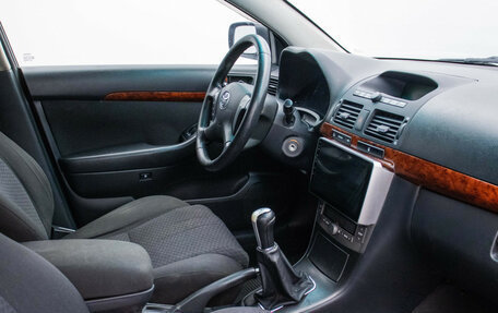 Toyota Avensis III рестайлинг, 2006 год, 600 000 рублей, 10 фотография