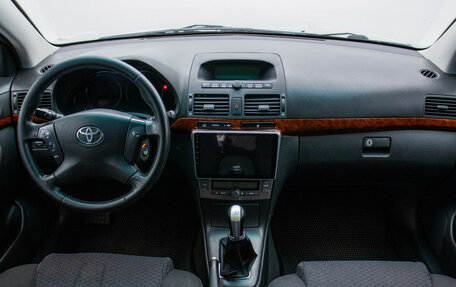 Toyota Avensis III рестайлинг, 2006 год, 600 000 рублей, 14 фотография