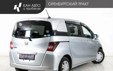 Honda Freed I, 2011 год, 940 000 рублей, 3 фотография