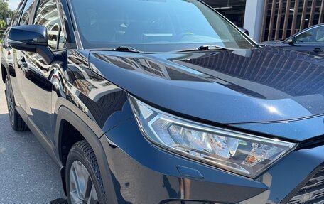 Toyota RAV4, 2020 год, 3 050 000 рублей, 26 фотография