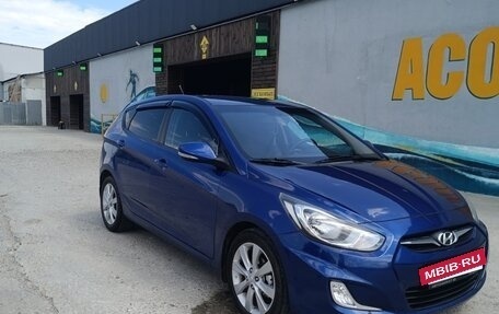 Hyundai Solaris II рестайлинг, 2011 год, 799 000 рублей, 2 фотография