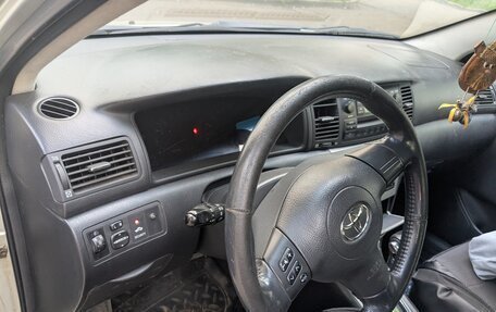 Toyota Corolla, 2005 год, 400 000 рублей, 6 фотография