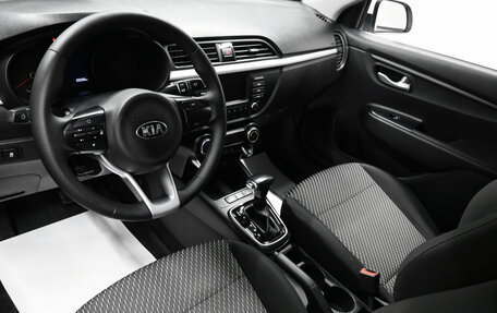 KIA Rio IV, 2018 год, 1 345 000 рублей, 8 фотография