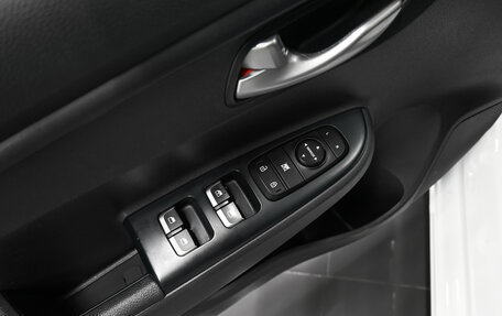 KIA Rio IV, 2018 год, 1 345 000 рублей, 18 фотография