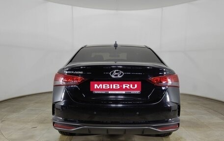 Hyundai Solaris II рестайлинг, 2021 год, 1 670 000 рублей, 6 фотография