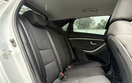 Hyundai i30 II рестайлинг, 2015 год, 899 000 рублей, 4 фотография