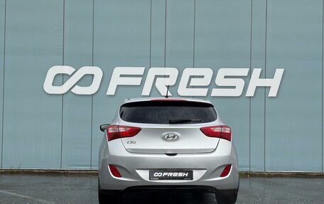 Hyundai i30 II рестайлинг, 2015 год, 899 000 рублей, 13 фотография