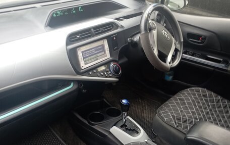 Toyota Aqua I, 2012 год, 625 000 рублей, 13 фотография