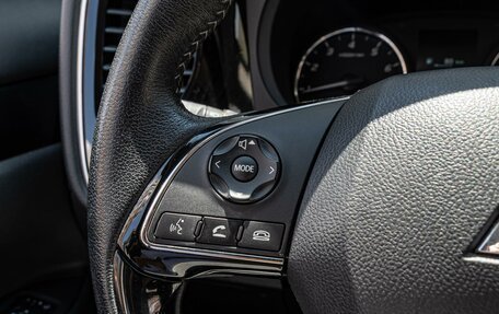 Mitsubishi Outlander III рестайлинг 3, 2021 год, 2 670 000 рублей, 16 фотография