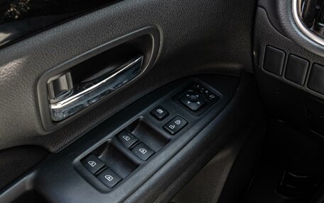 Mitsubishi Outlander III рестайлинг 3, 2021 год, 2 670 000 рублей, 20 фотография