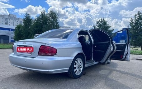 Hyundai Sonata IV рестайлинг, 2006 год, 400 000 рублей, 5 фотография