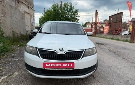 Skoda Rapid I, 2017 год, 566 000 рублей, 6 фотография