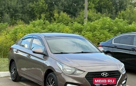 Hyundai Solaris II рестайлинг, 2017 год, 1 380 000 рублей, 4 фотография