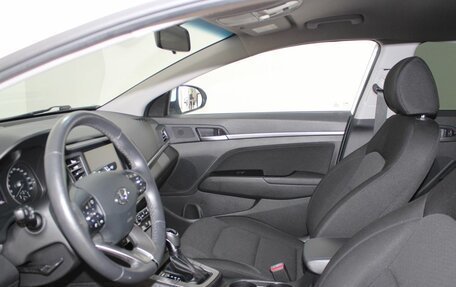 Hyundai Elantra VI рестайлинг, 2020 год, 1 599 900 рублей, 9 фотография