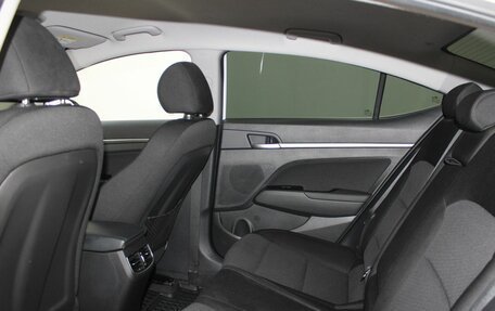 Hyundai Elantra VI рестайлинг, 2020 год, 1 599 900 рублей, 10 фотография