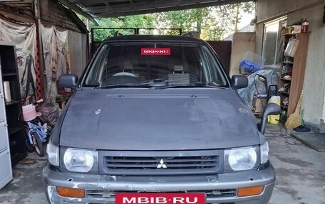 Mitsubishi RVR III рестайлинг, 1995 год, 100 000 рублей, 2 фотография