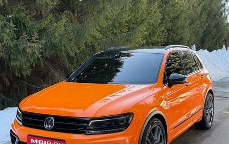 Volkswagen Tiguan II, 2019 год, 3 350 000 рублей, 2 фотография