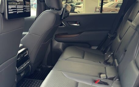 Toyota Land Cruiser, 2023 год, 12 264 000 рублей, 8 фотография
