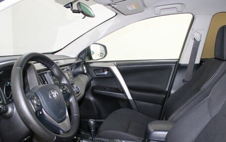 Toyota RAV4, 2016 год, 2 239 900 рублей, 10 фотография