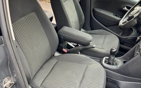 Volkswagen Polo VI (EU Market), 2013 год, 670 000 рублей, 17 фотография