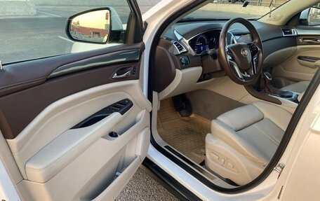 Cadillac SRX II рестайлинг, 2014 год, 1 850 000 рублей, 6 фотография