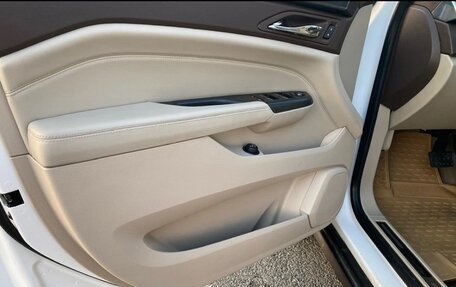 Cadillac SRX II рестайлинг, 2014 год, 1 850 000 рублей, 7 фотография