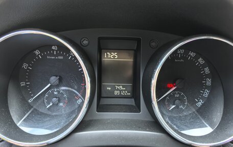 Skoda Yeti I рестайлинг, 2011 год, 800 000 рублей, 9 фотография