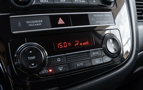 Mitsubishi Outlander III рестайлинг 3, 2019 год, 2 090 000 рублей, 16 фотография