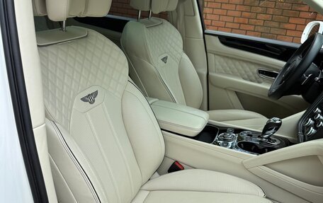 Bentley Bentayga I, 2021 год, 17 000 000 рублей, 12 фотография