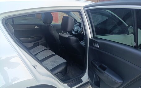 KIA Sportage IV рестайлинг, 2016 год, 2 100 000 рублей, 11 фотография